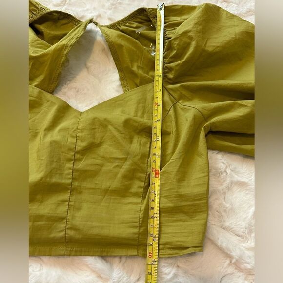 Know One Cares Mustard Green Puff Sleeve Crop Top Size Small - Picture 6 of 6